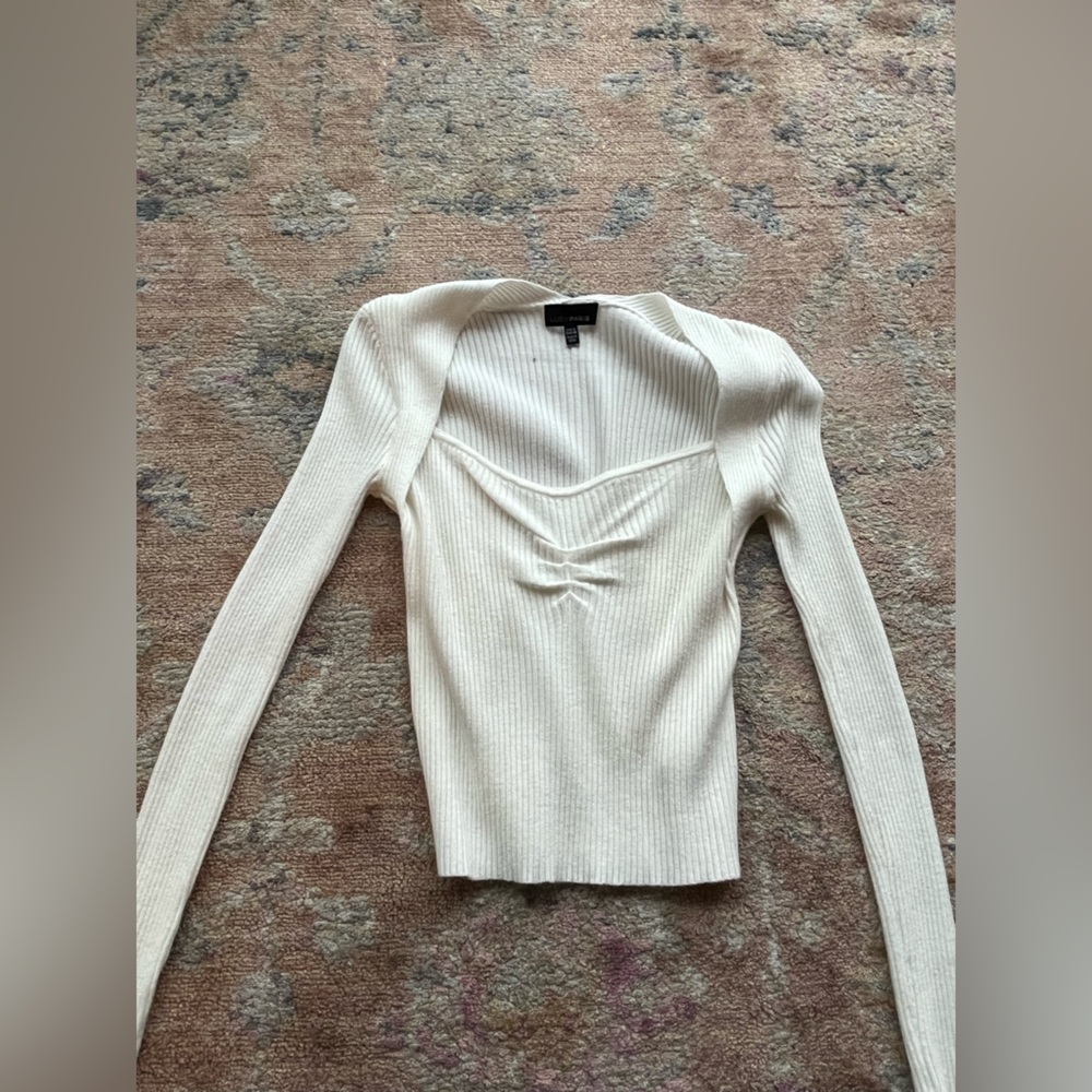 Size S square neck cut white long sleeve